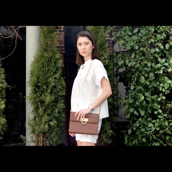 Everlane The Short-Sleeve in White Cotton - Picture 2 of 3